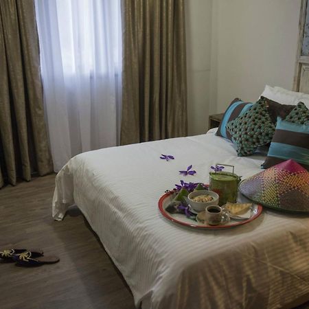 Redstone Boutique Hotel Куала-Лумпур Экстерьер фото