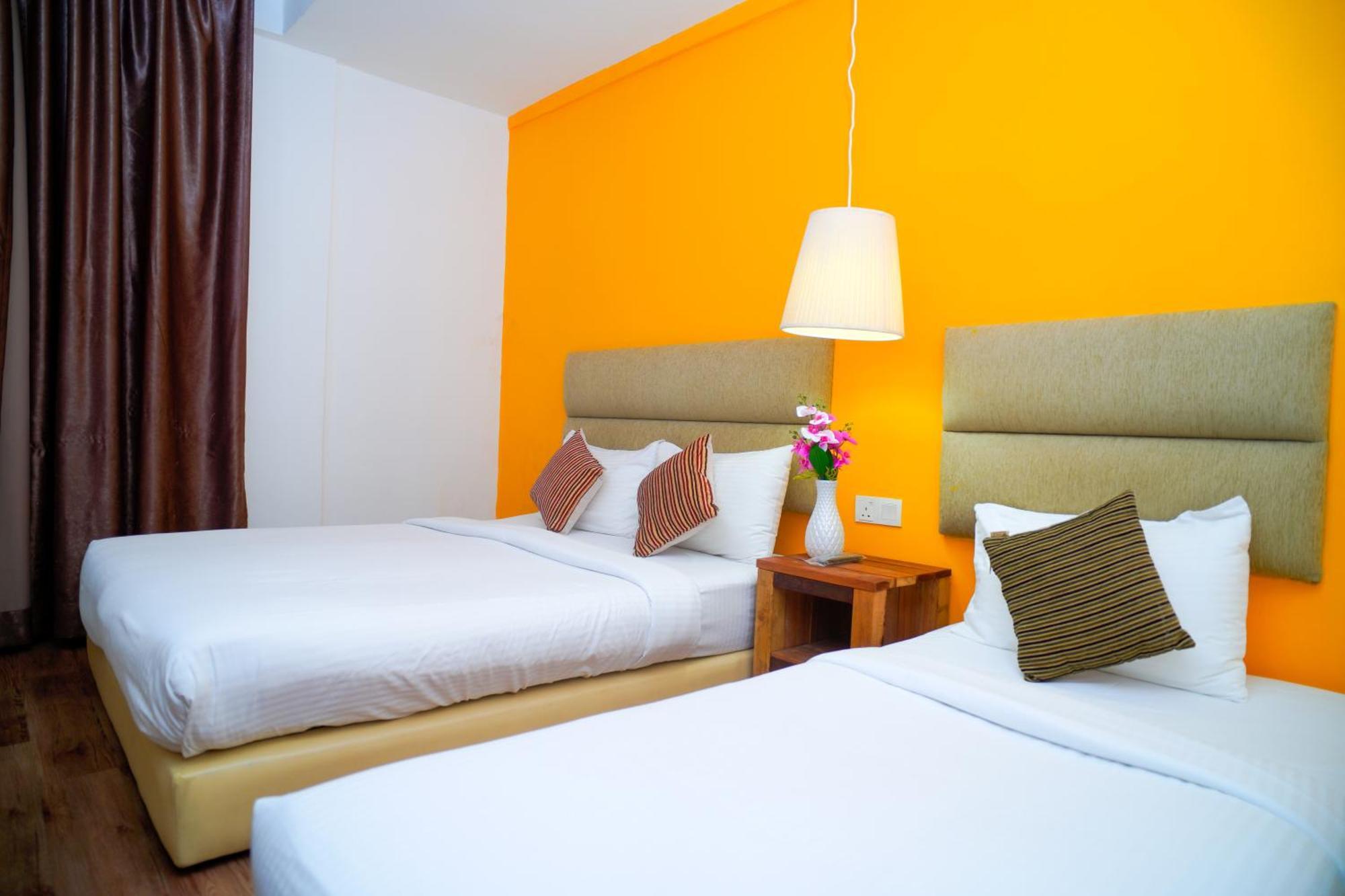 Redstone Boutique Hotel Куала-Лумпур Экстерьер фото