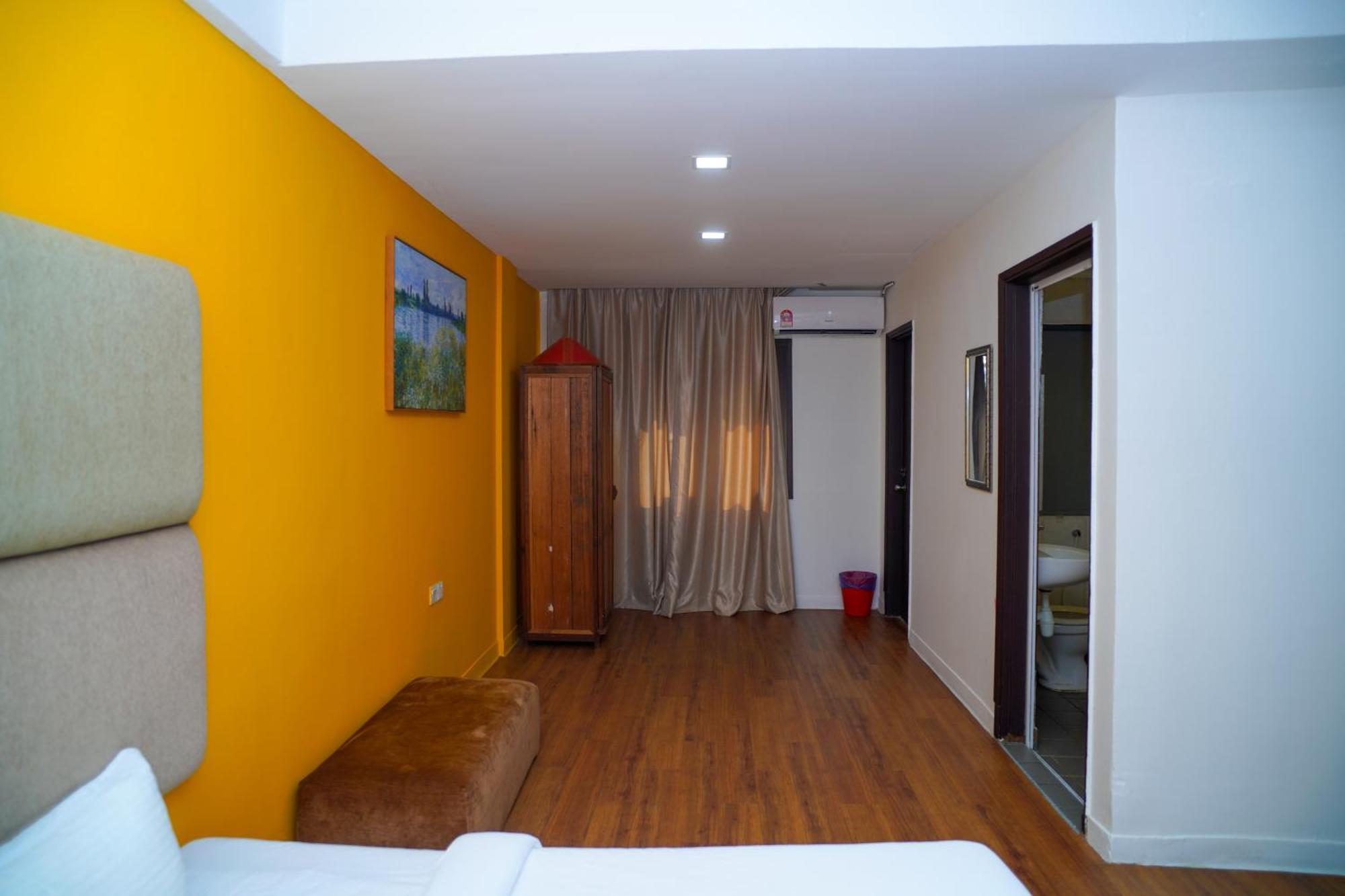 Redstone Boutique Hotel Куала-Лумпур Экстерьер фото