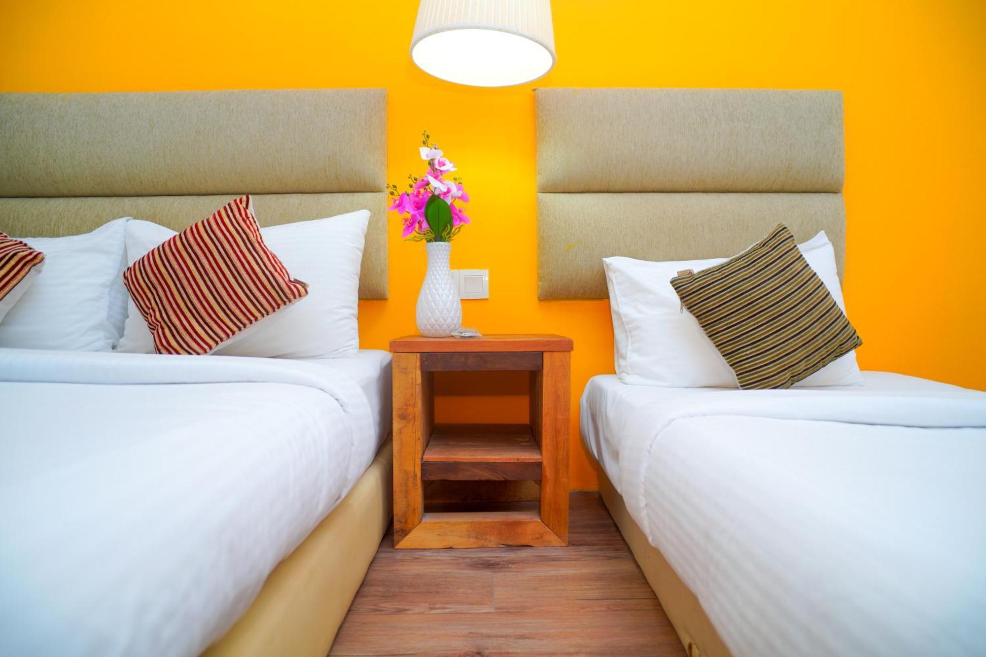 Redstone Boutique Hotel Куала-Лумпур Экстерьер фото
