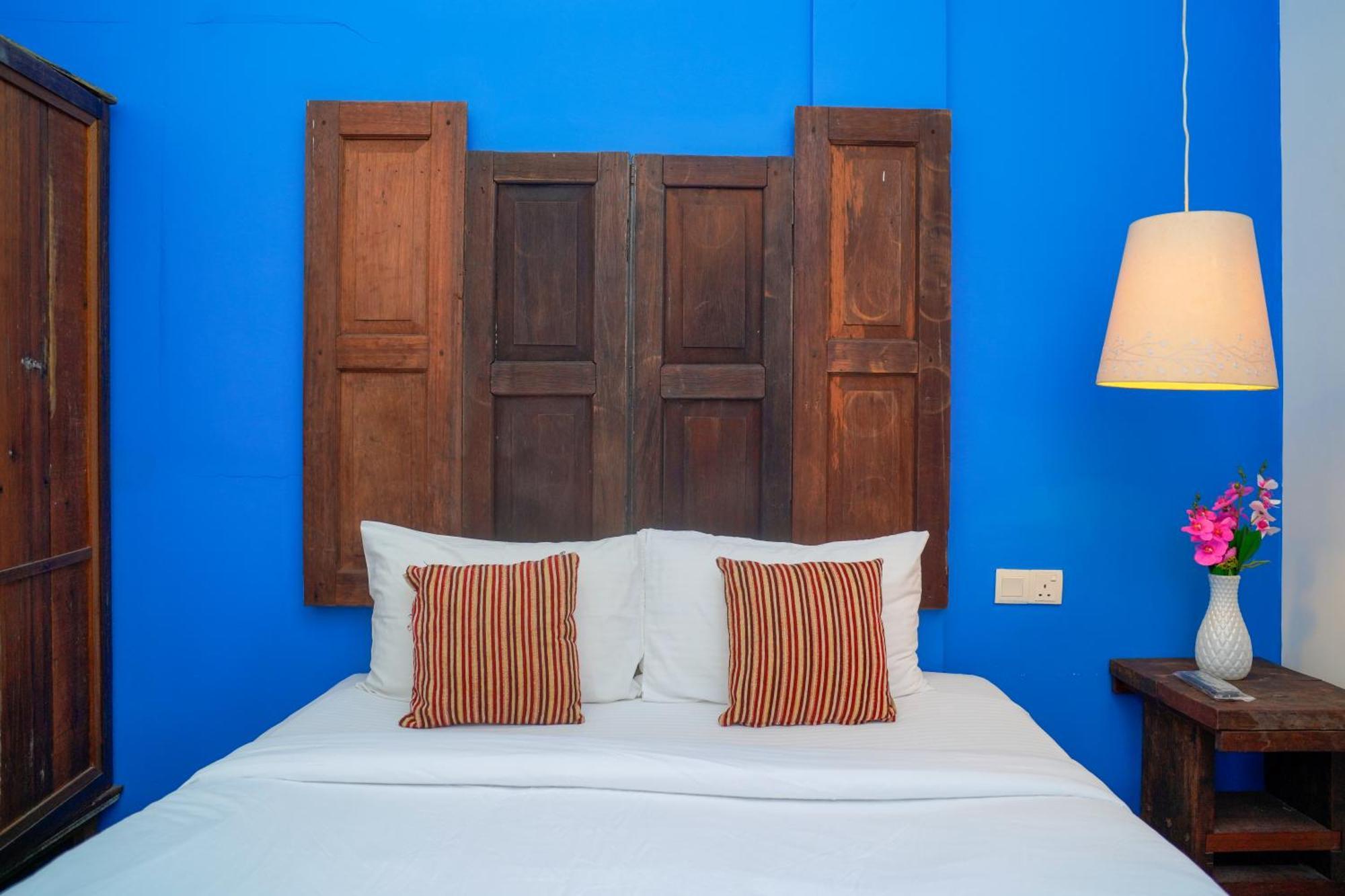 Redstone Boutique Hotel Куала-Лумпур Экстерьер фото