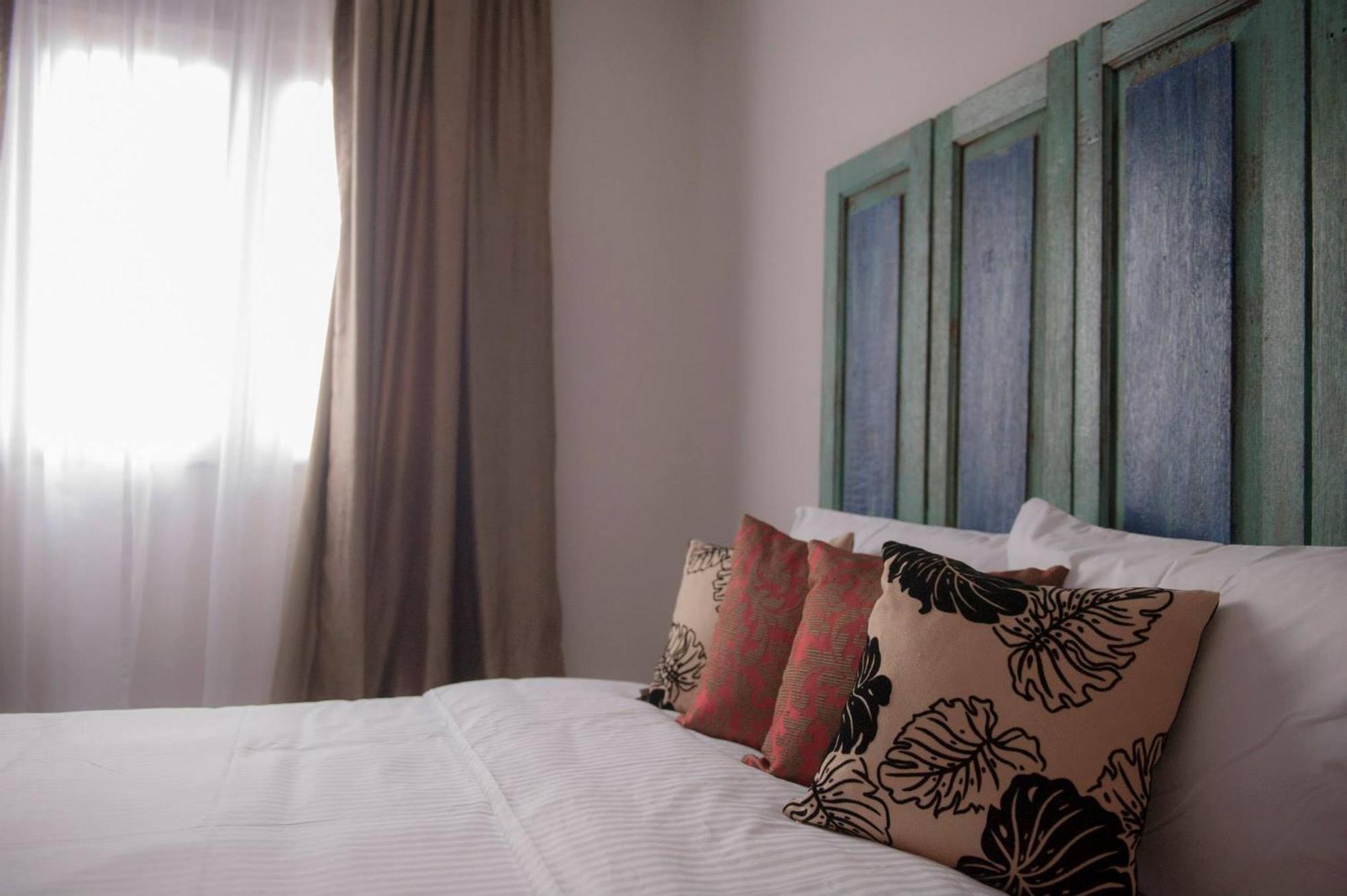 Redstone Boutique Hotel Куала-Лумпур Экстерьер фото